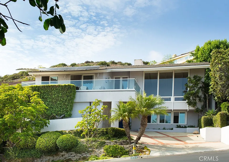 1004 Emerald Bay