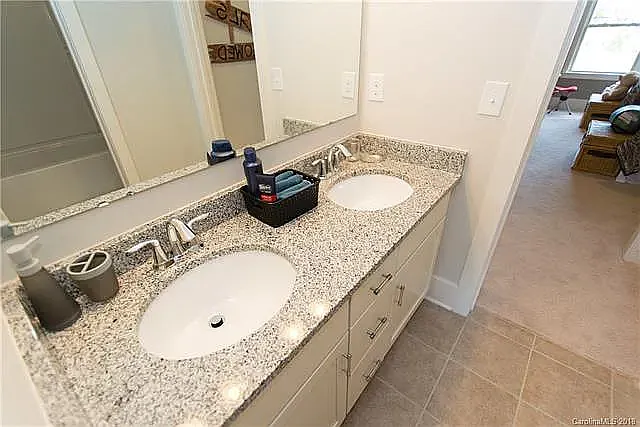 4018 Orchid Way — Photo 24