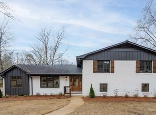 2129 Vestridge Dr, Vestavia Hills, AL 35216