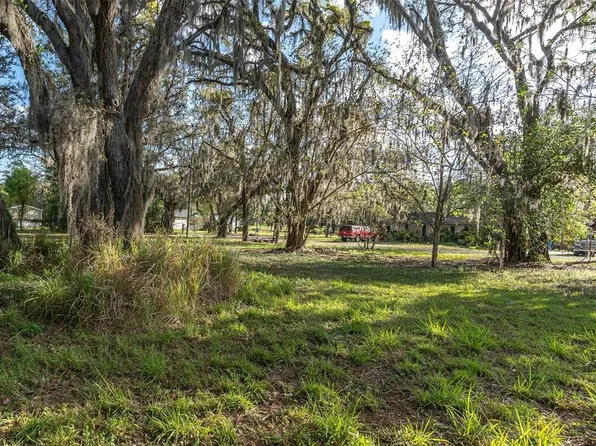 9323 Ripley Rd #1, Thonotosassa, FL 33592