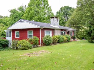 1105 Lakeshore Dr, Kingston, TN 37763