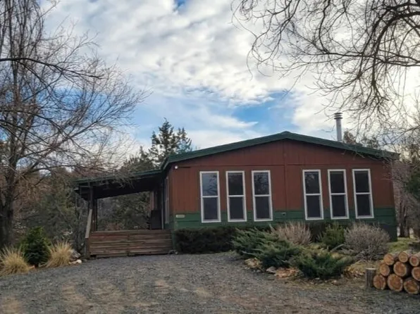 7467 Harpold Rd, Klamath Falls, OR 97603