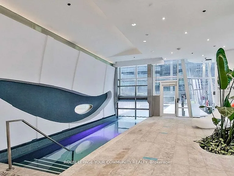 1 Bloor St E #3502 — Photo 6