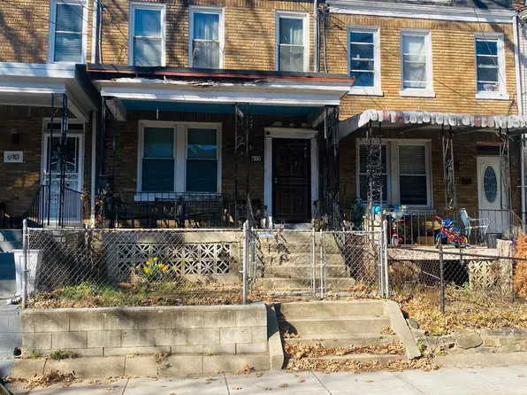 617 Longfellow St NW, Washington, DC 20011