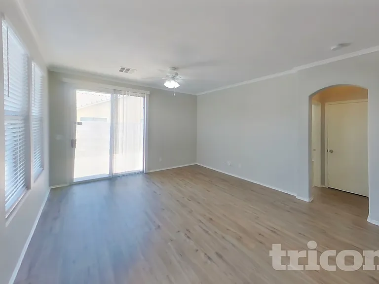 2528 Calico Hearts Ct — Photo 2