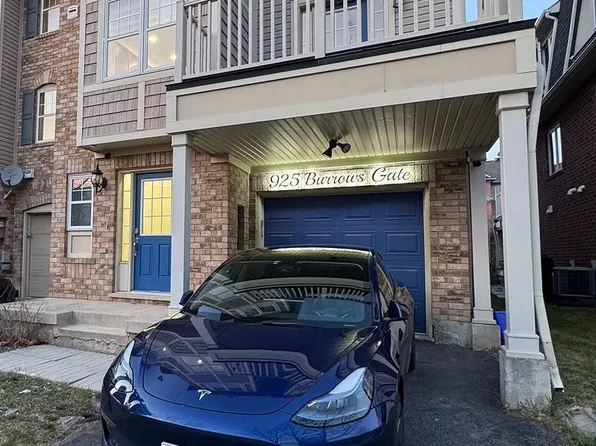 925 Burrows Gate, Milton, ON L9T 0K7