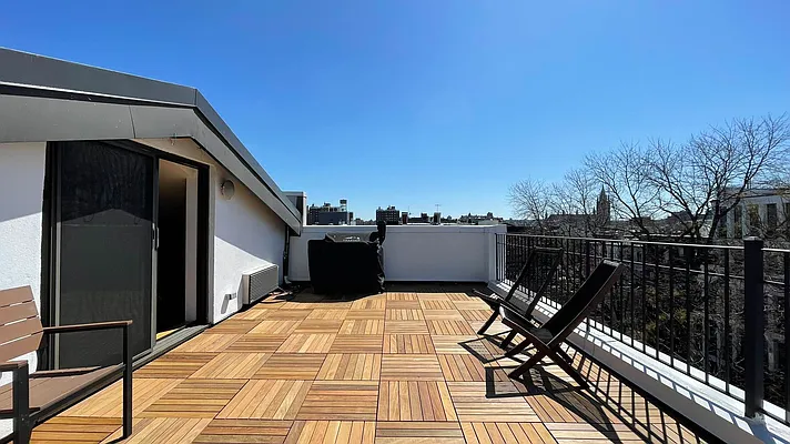 Rented by Corcoran | media 31