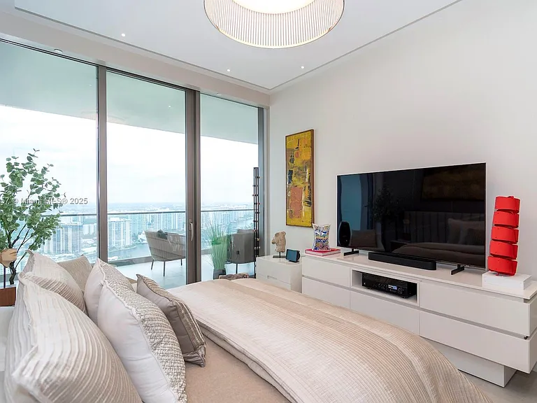 18975 Collins Ave #4102 — Photo 49
