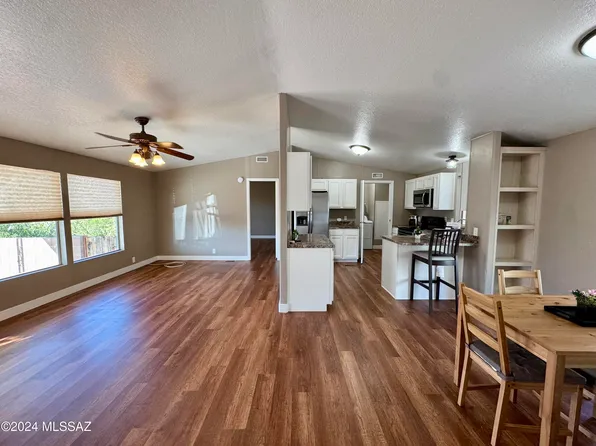 5074 S Palo Verde Club Ln, Tucson, AZ 85706