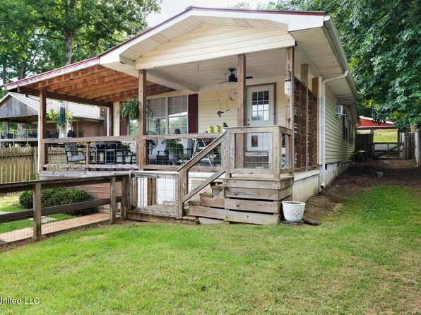 1294 Lakeview Dr, Ashland, MS 38603