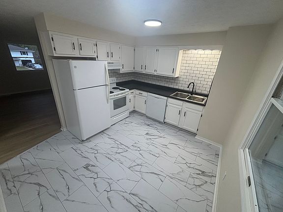 3rd image of 7654 Heatherview St NW #7656