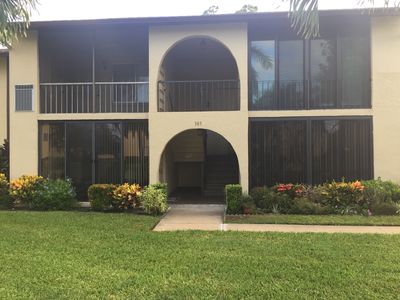303 Pine Ridge Cir APT C-1, Greenacres, FL, 33463