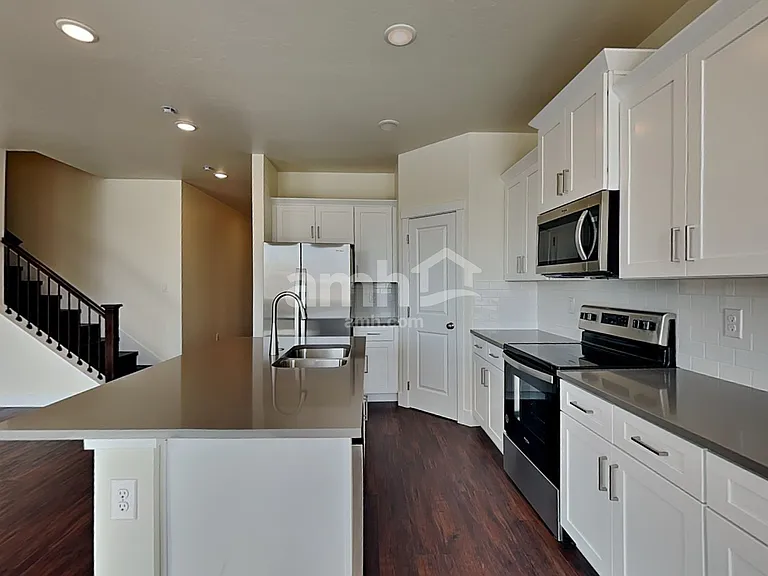 11467 W Mesquite St — Photo 4