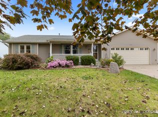 3332 Cornerstone Ln, Holland, MI 49424