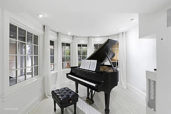 Sold by Corcoran | media 8