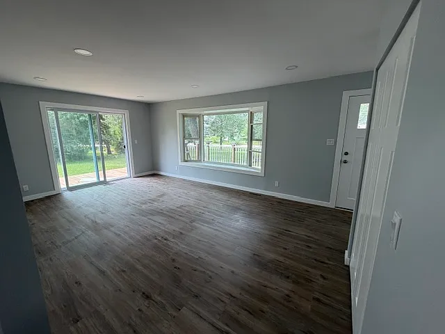 36745 N Westmoor Ave — Photo 7