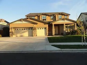 2916 Spanish Bay Dr photo 1