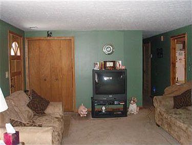 3rd image of 1520 Evergreen Dr