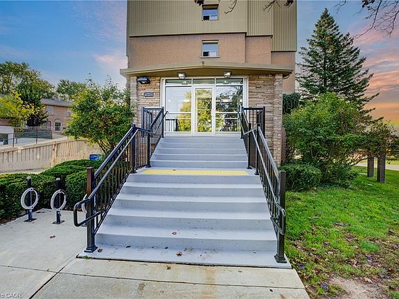 3rd image of 283 Fairway Rd N #201