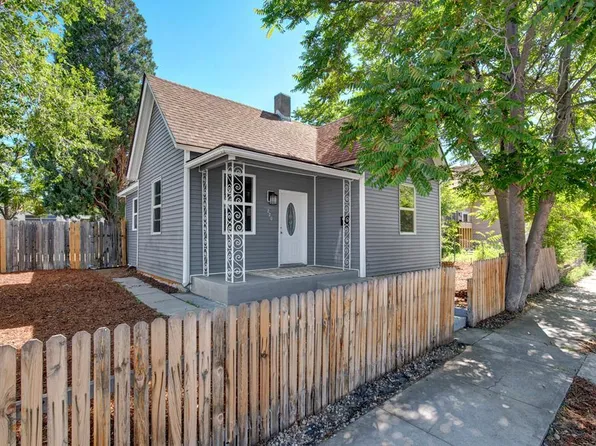 220 Henkle Pl, Pueblo, CO 81004