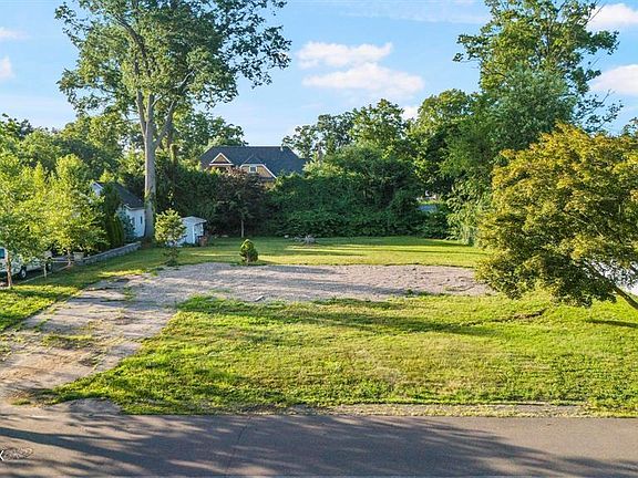 5th image of 58 Cook Rd