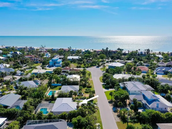 554 E Rocks Dr, Sanibel, FL 33957