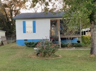 1911 Paris Rd, Knoxville, TN 37912