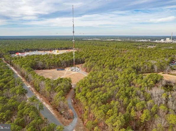 100 Volunteer Way, Waretown, NJ 08758