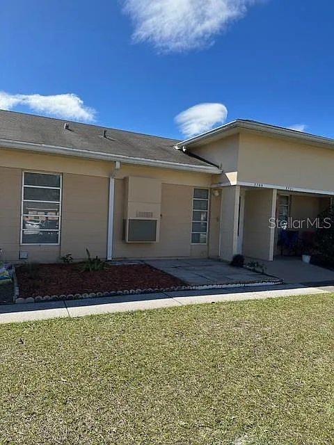 2709 Club Cir