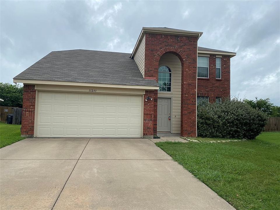 1st image of 11233 Pleasant Wood Ln