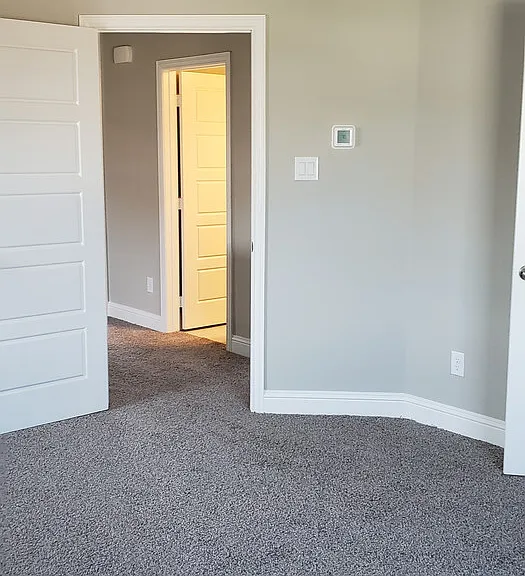 4927 Sanger Circle Dr — Photo 17