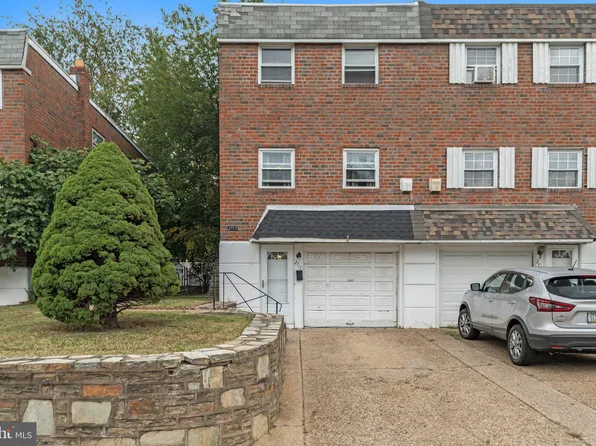 2717 Tolbut St, Philadelphia, PA 19152