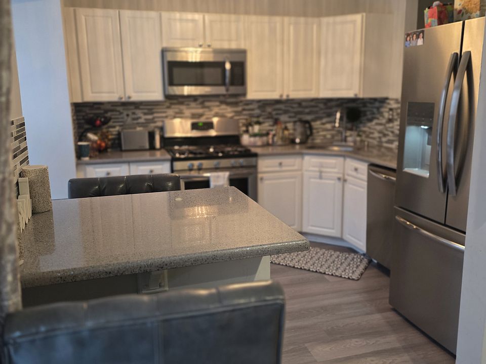 1st image of 56 Heron Ct