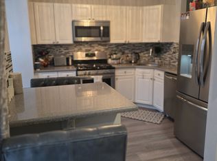 56 Heron Ct, Manalapan, NJ 07726