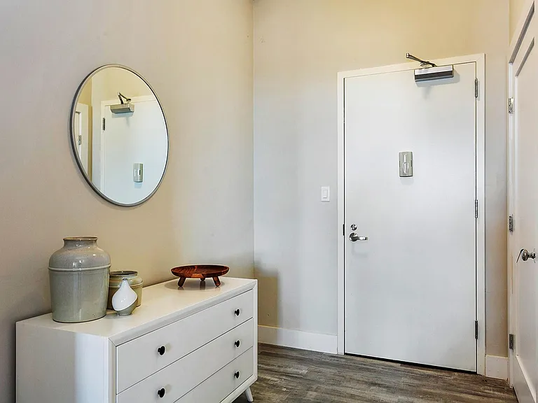 Hudson Blue — Photo 19