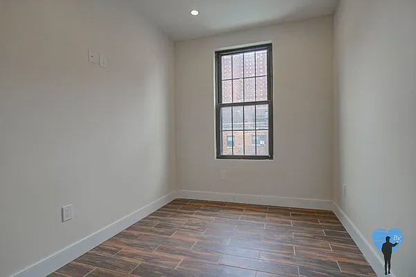 Rented by Next Door Realty NYC | media 16