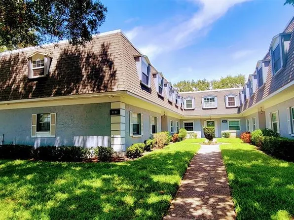1717 BELLEAIR FOREST DRIVE #D, BELLEAIR, FL 33756