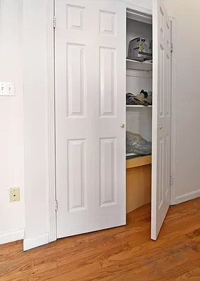 Rented by J Misrahi Realty Corp | media 2