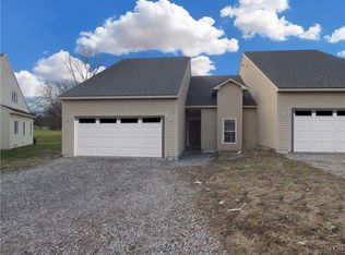 5302 Bunker Hill Way, Syracuse, NY 13207