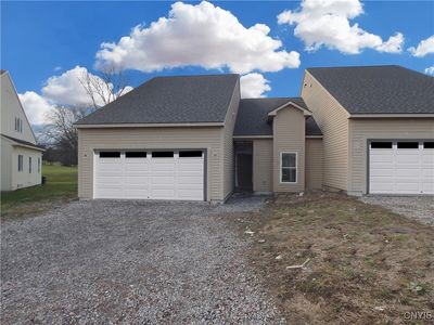 5302 Bunker Hill Way, Syracuse, NY, 13207