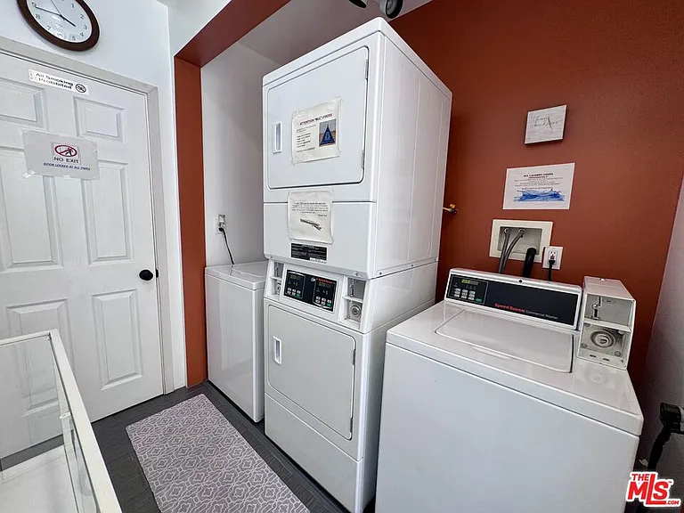 2177 W 27th St #2177 — Photo 25