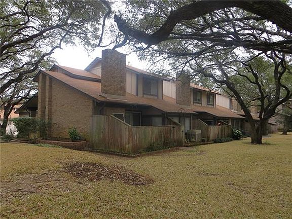 5th image of 1045 Verbena Dr