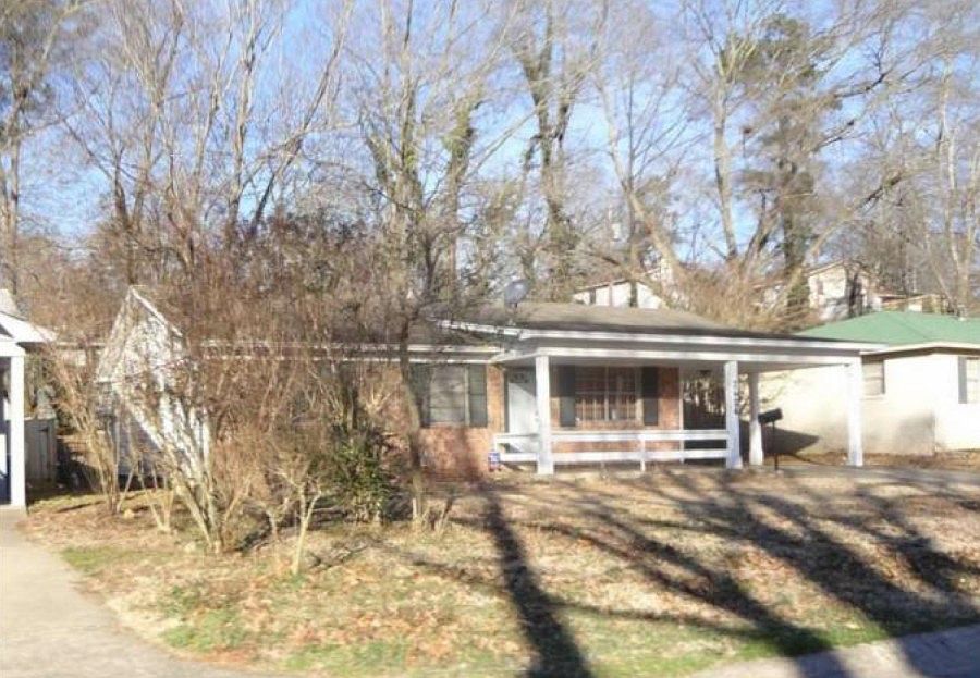 2nd image of 2624 Dorchester Dr