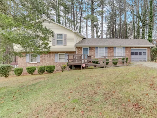 5502 Russell Rd, Durham, NC 27712