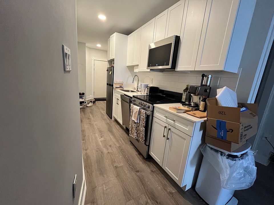 1st image of 44 Joy St #4R