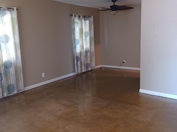 4th image of 1312 W Roma Ave