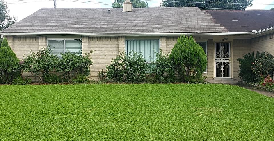 1st image of 9519 Stockwell Dr