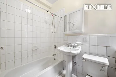 Rented by Citi Habitats