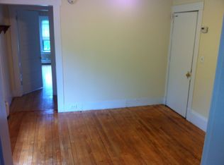 4-30 Old Depot Rd, Putney, VT 05346