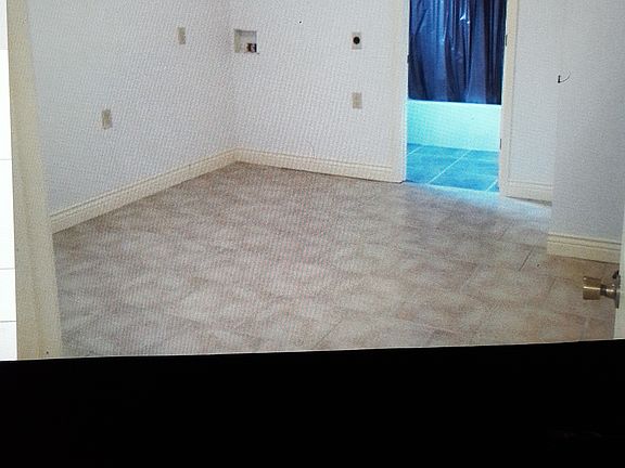 3rd image of 1714 S Salcedo St